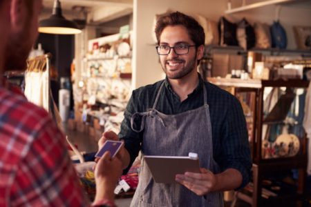 service resilience in action – power outages can't stop this retail worker from accepting payment!